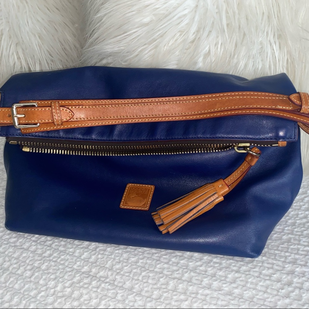 Beautiful blue Dooney & Bourke bag